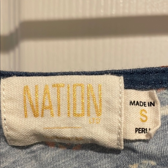 Blue ruched blouse with bateau neckline and puff sleeves - Picture 2 of 3